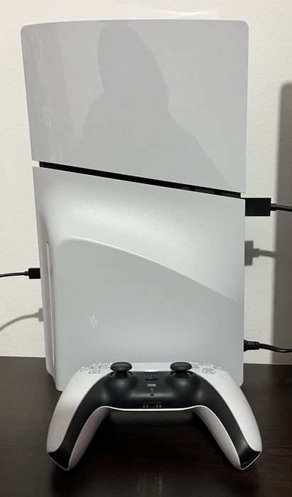 Vand playstation 5 cu disk