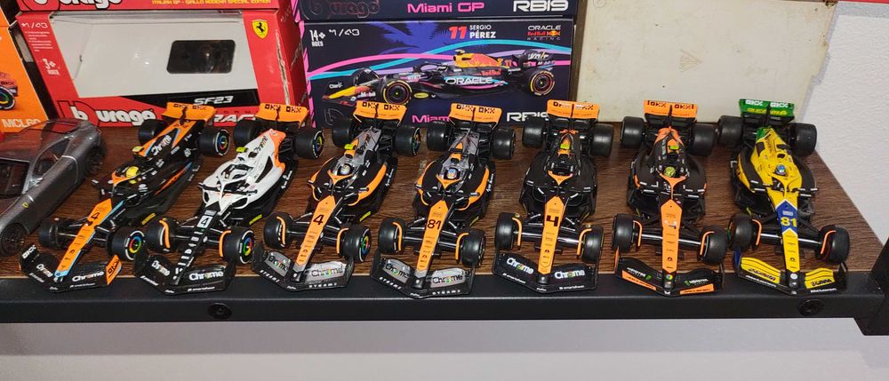 Machete Bburago 1/43, la set, McLaren, Red Bull, Ferrari, Mercedes