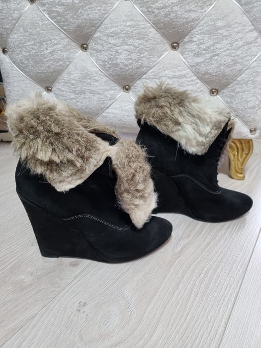 Botine din piele intoarsa cu blanita,Minelli,  39