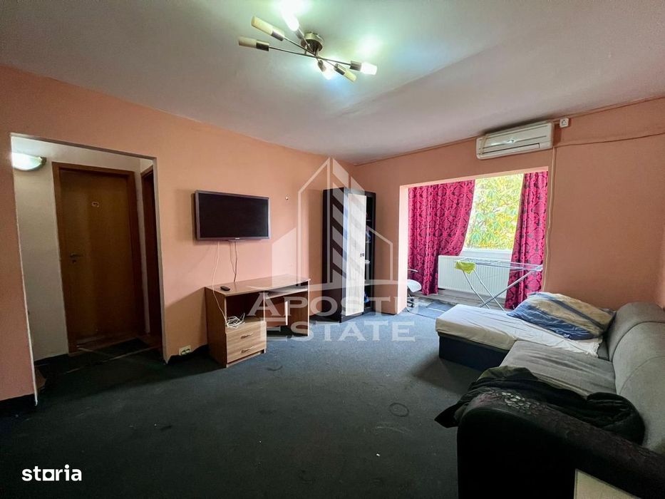 Apartament 2 camere, centrala proprie, zona Dambovita
