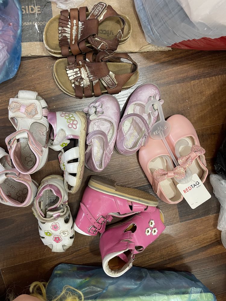 Обувь для девочки 20-24р сапоги