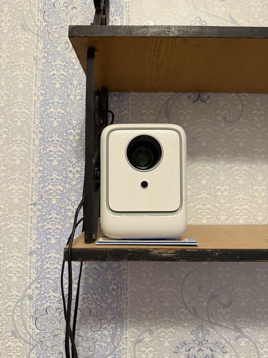 Android proektor sotiladi