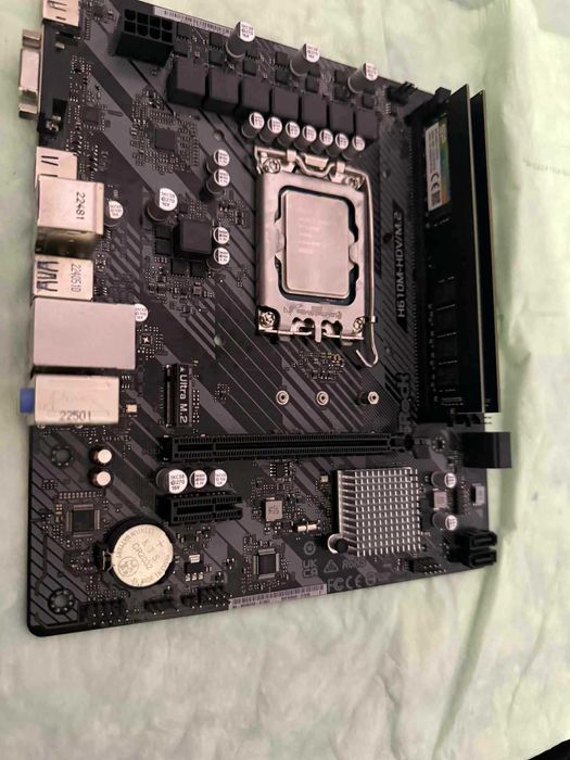 2x16 GB RAM 3200Mhz DDR4