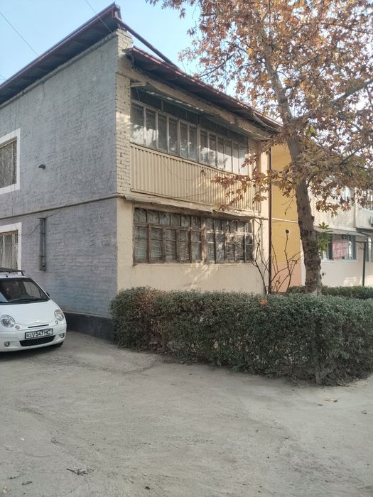 Продам 2 комнатную. Своя. ул. Беруни. Янгиюль. Ремонт. Всё новое своё