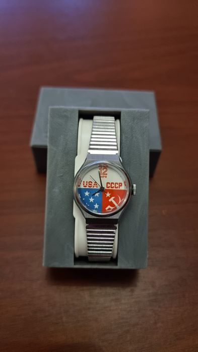 Часовник заря usa/ussr