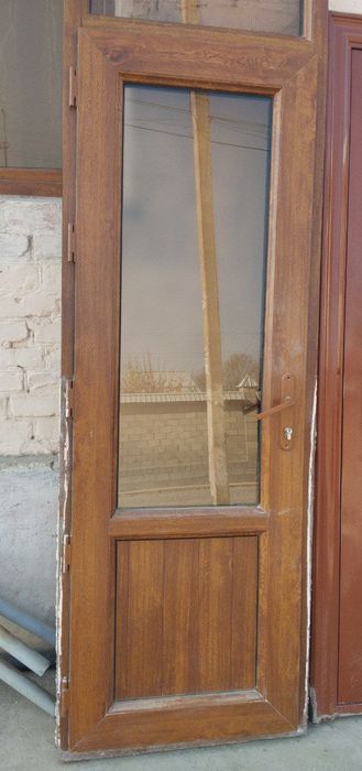 Акфа дверь б.у ширина 74 высота 2,5