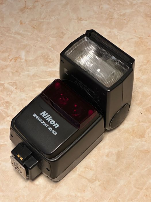 Nikon Speedlight SB-600
