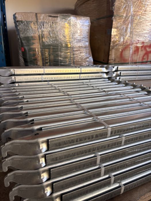 Popi metalici,furca popi,trepied popi,fluturi farfale cofraje doka