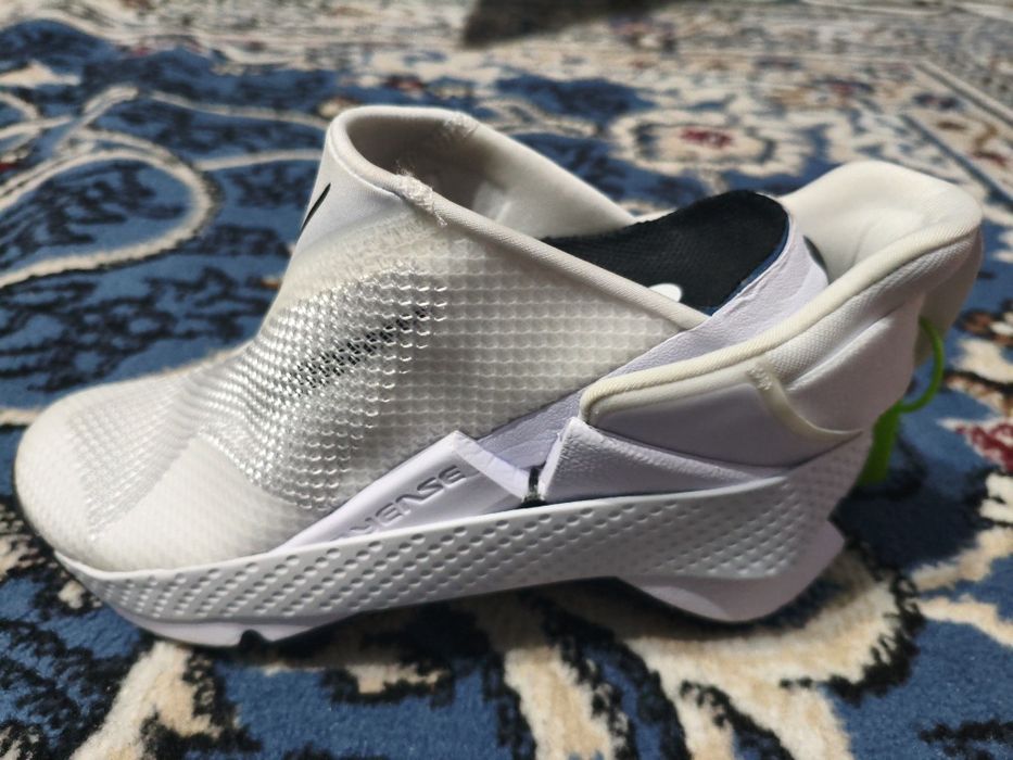 Кросовки Nike GO FLYEASE