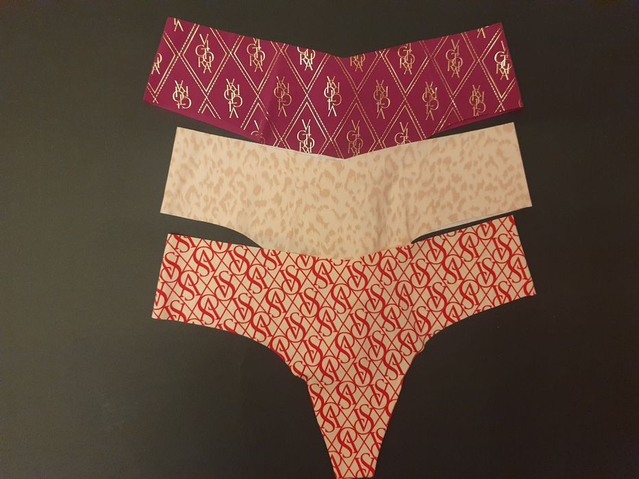 Chiloti Victoria's Secret thong marimea M