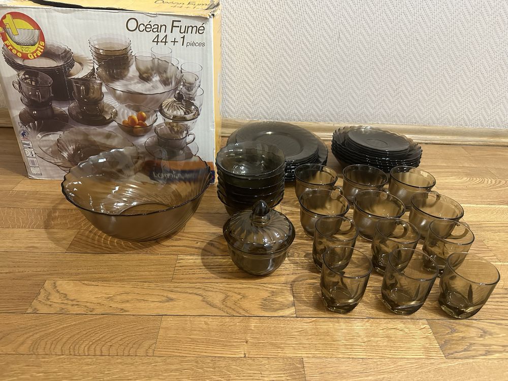 Продам чайно-столовый сервиз Luminarc Ocean Fume и вазы BOHEMIA