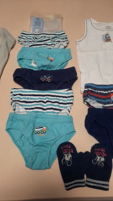 Lot lenjerie baieti 3-4 ani
