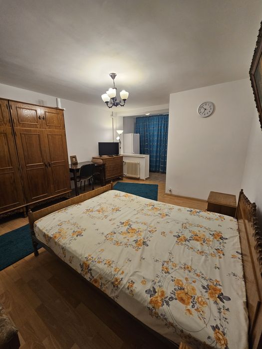 De închiriat garsoniera, G8, et. 2, Amaradia