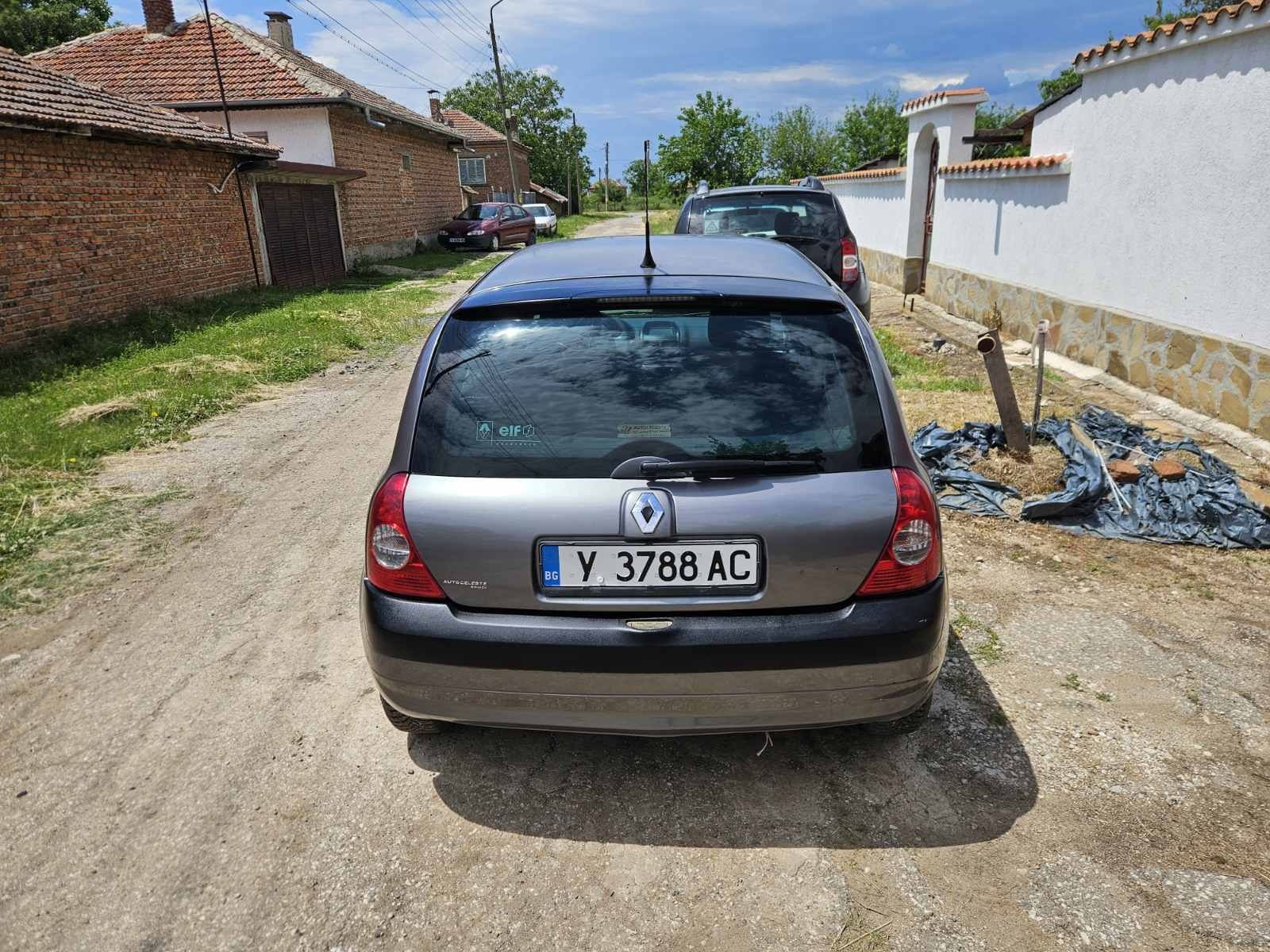 Рено Клио 2004 година
