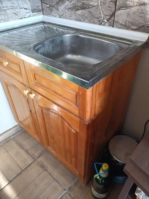 Кухненска шкаф мивка