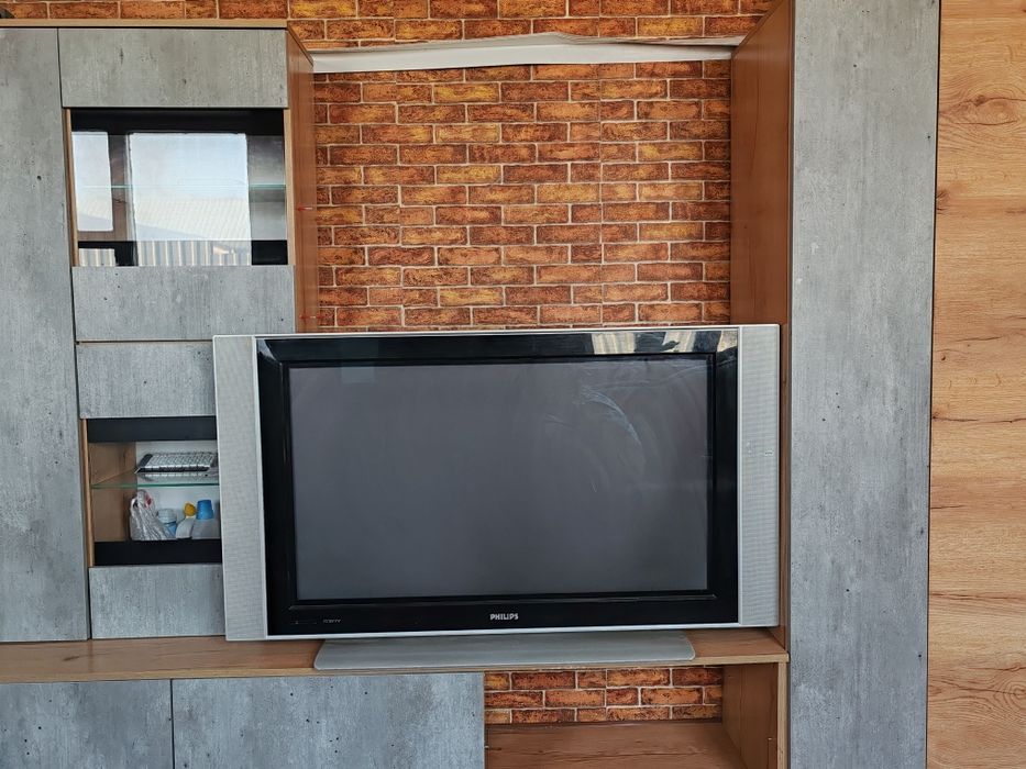 Продам телевизор Philips