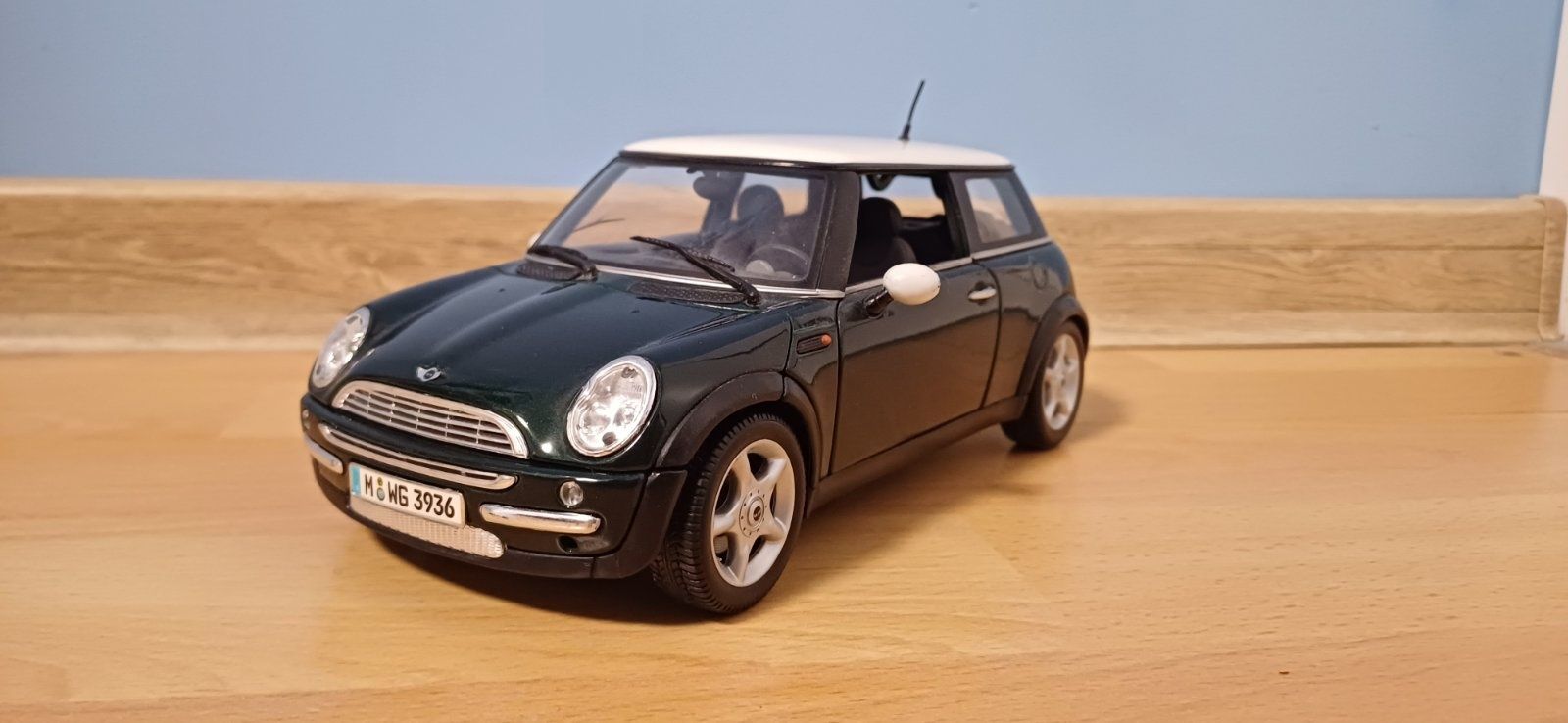 Mini Cooper 1:18 Maisto