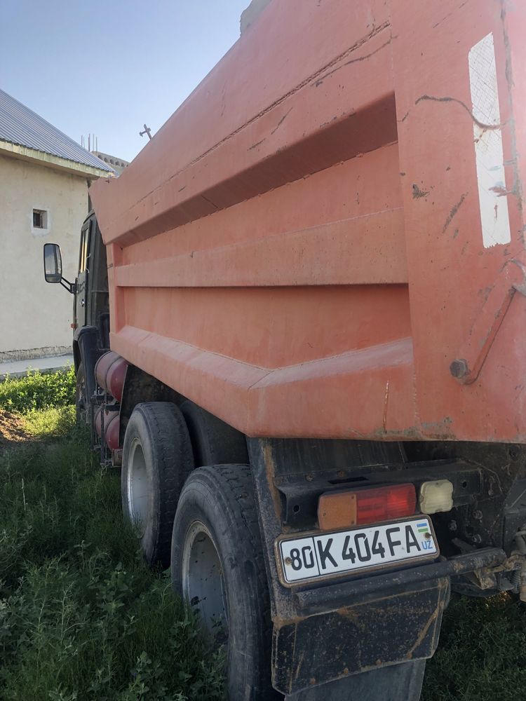 Kamaz gaz urnatilgan 8 ta balon bor