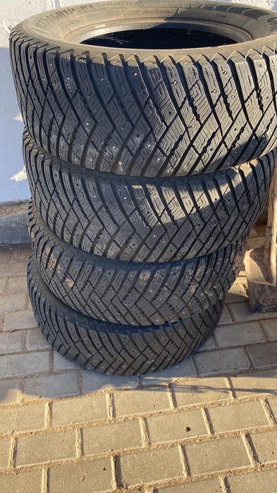 Комплект зимний шины 285/60/18