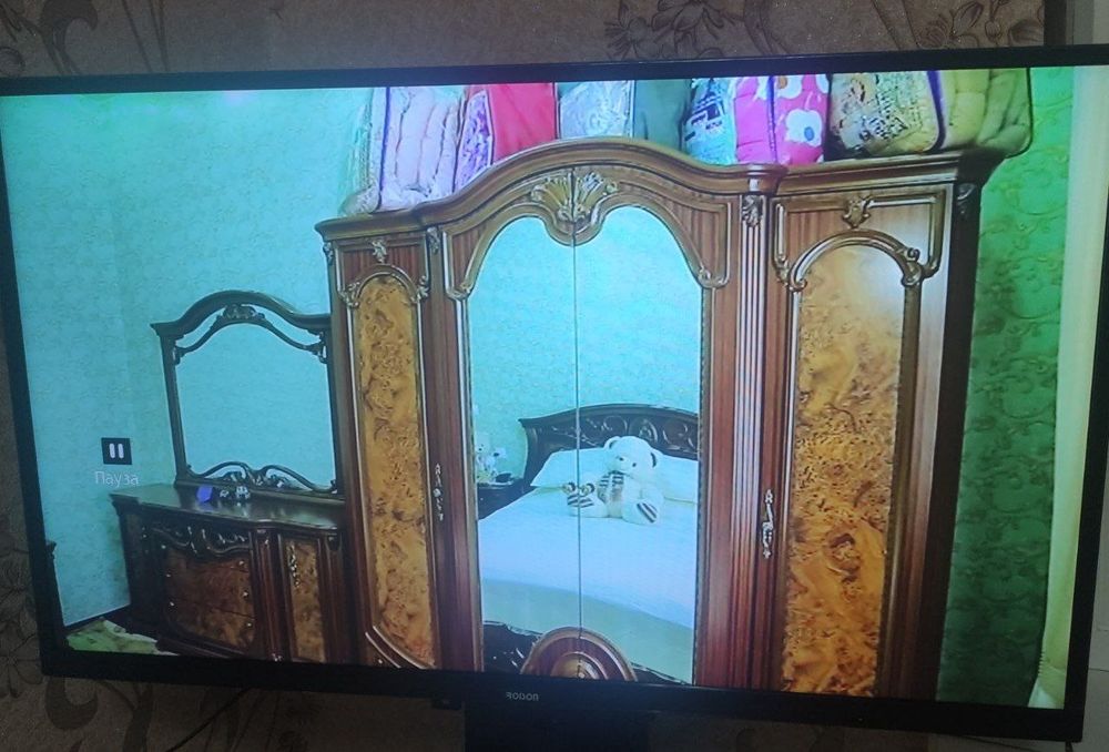 Продаю мебель б/у, комот, шкаф, сервант