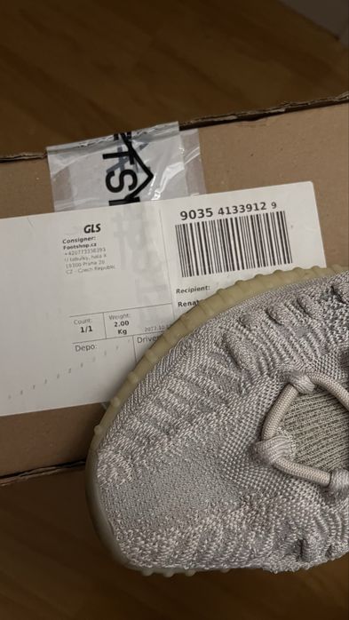 Sigilat Yeezy 350 V2 CMPCT 45 1/3