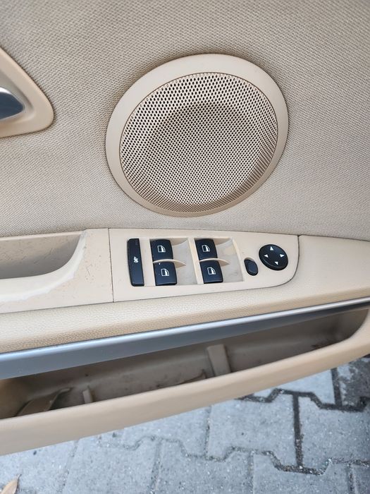 BMW 320 150К.С Бензин  2006