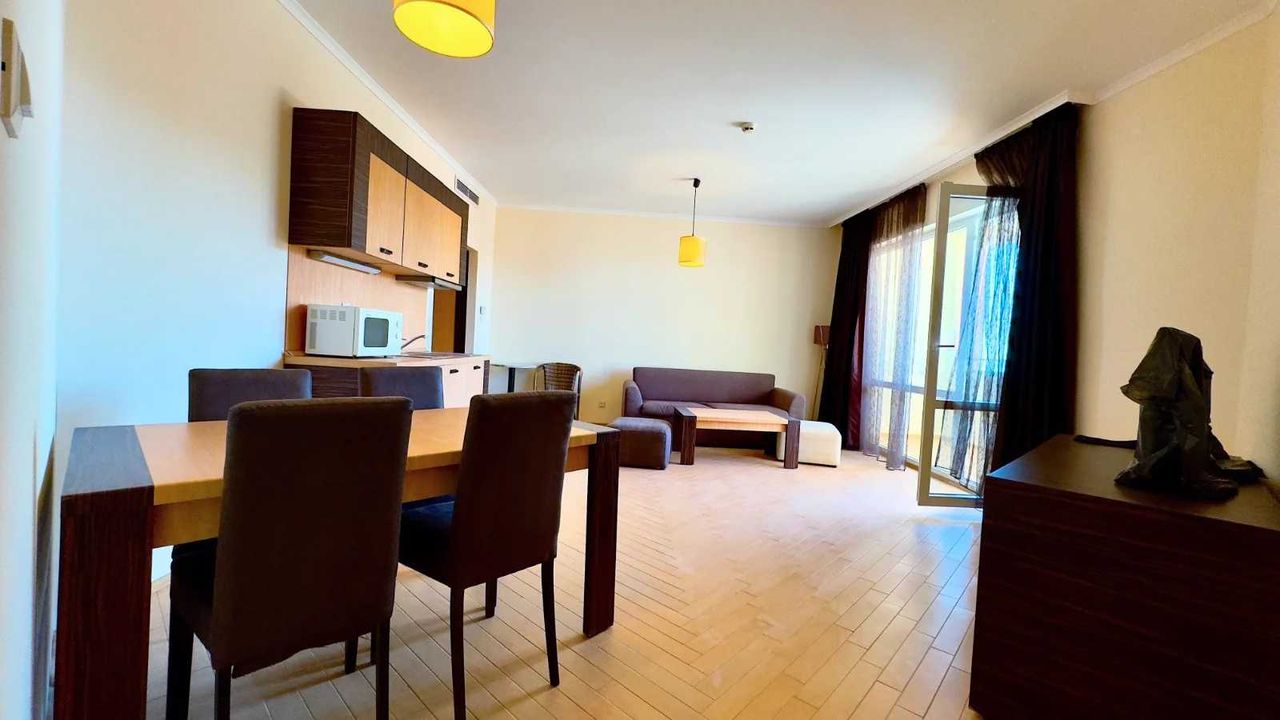 Продава се Двустаен апартамент в к.к. Слънчев бряг - 84 кв.м за 977 €/кв.м - Снимка #2