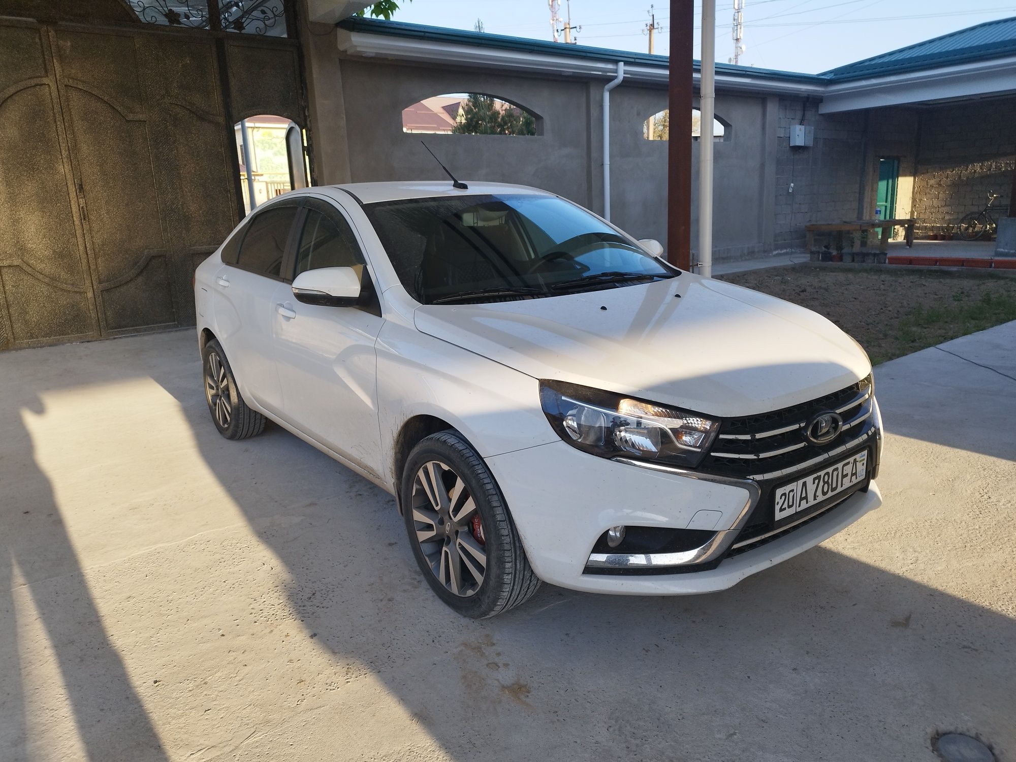Lada vesta sedan