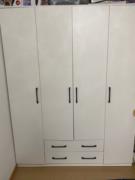 Продам шкаф в спальню