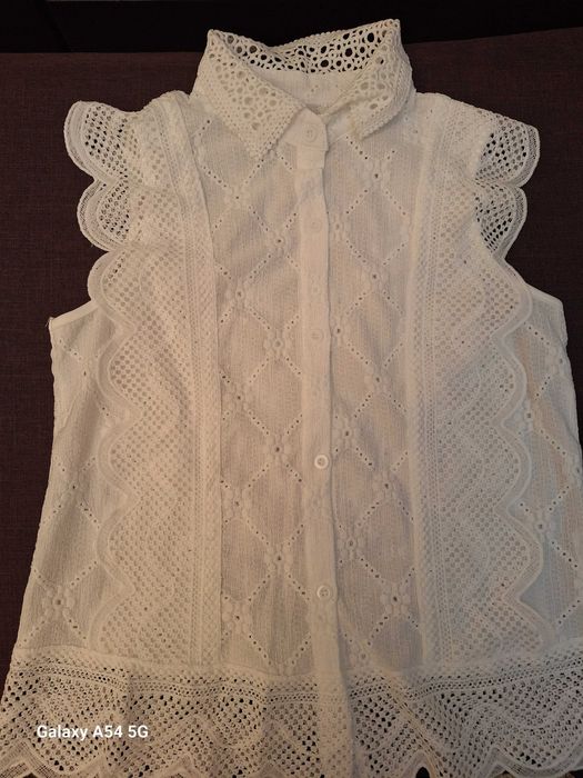 чисто нова, неизползвана лятна блуза