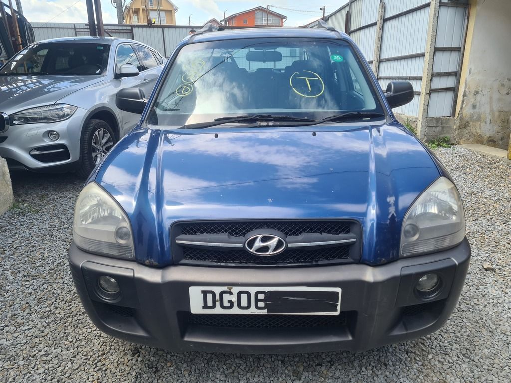 Bara fata Hyundai Tucson 2006 - 2010 Marine blue OL (1254) model fara spalatoare far