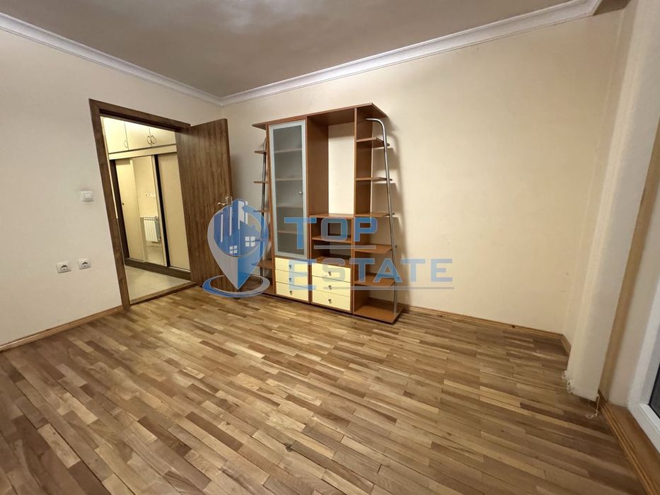 Ремонтиран газифициран мезонет с две спални в квартал Колю Фичето, гр