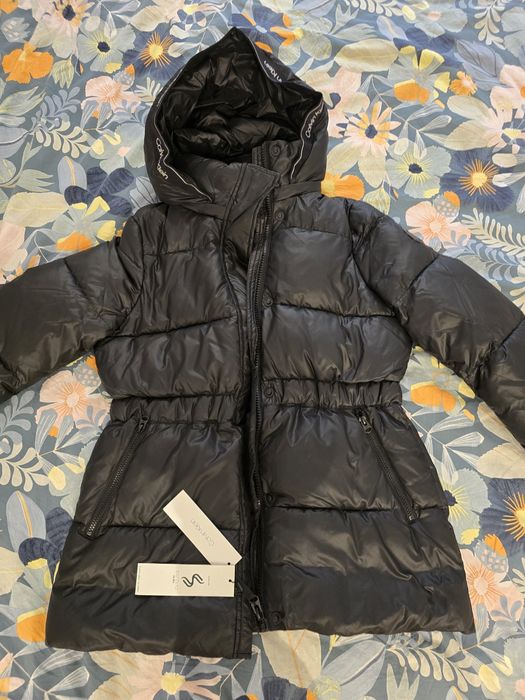 Ново Calvin Klein Дамско зимно яке M-L