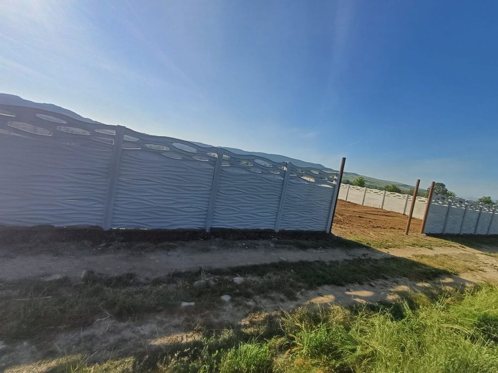 Vand teren in Băcia