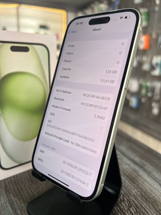 iPhone 15, 128GB, Green