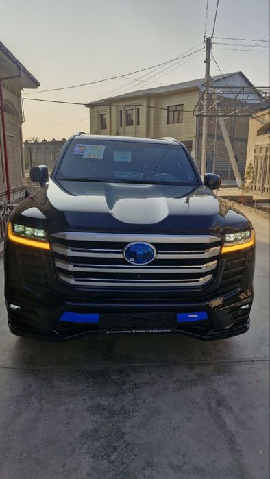 Toyota Land Cruiser  300 vx японка  2024 год