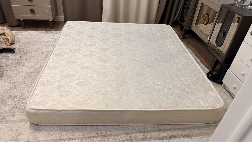 Продам бу матрас 180*200 высота 19см