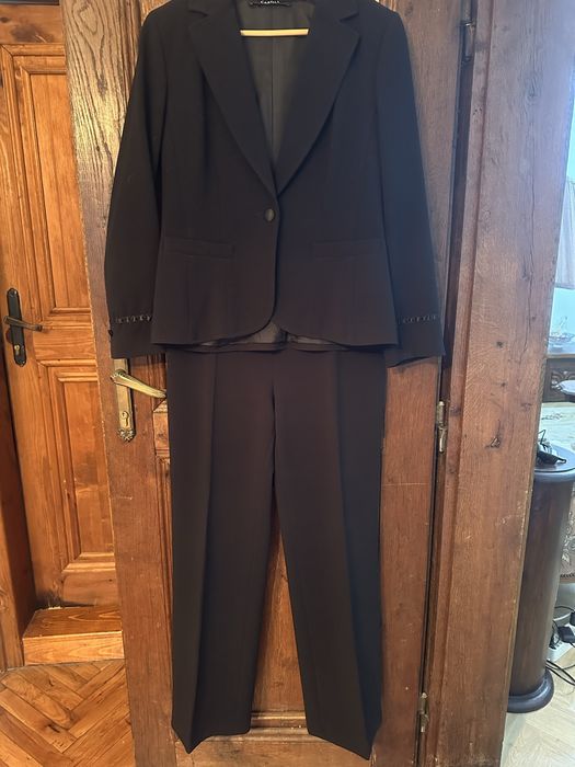 Бизнес костюм класически