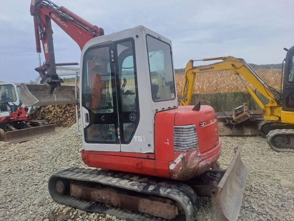 Miniexcavator TAKEUCHI 4,5 T