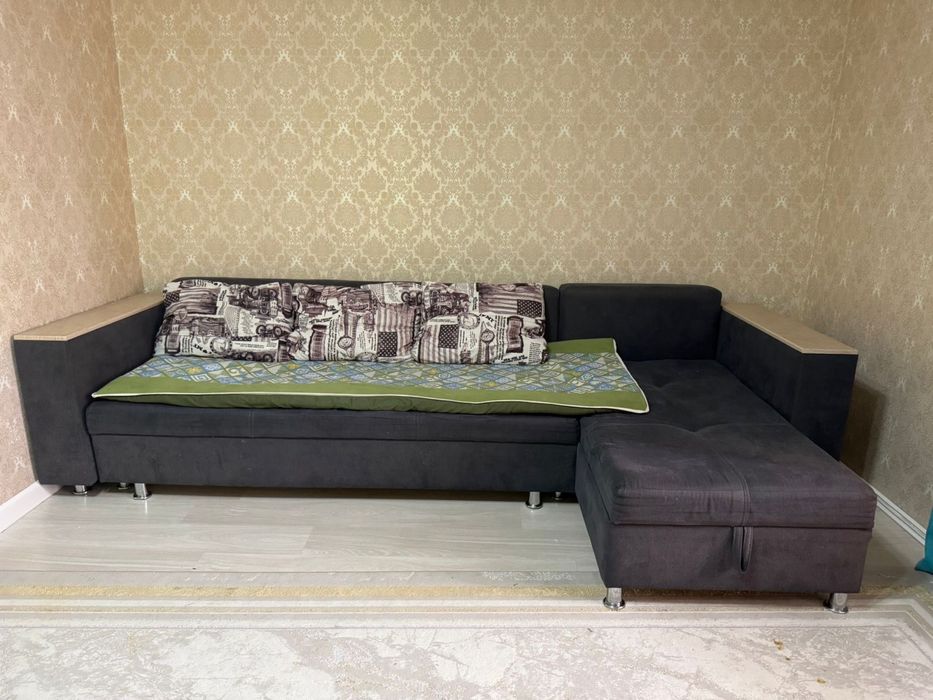 Продам диван состояние хорошее