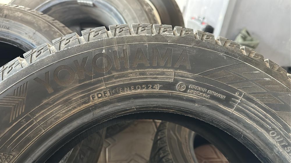 Резина зима yakohama