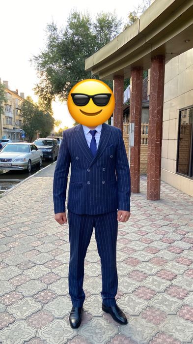 Продам костюм тройка