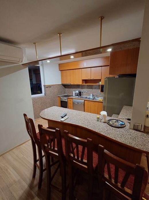 Дава се под наем Тристаен апартамент в София, Иван Вазов - 160 кв.м за 1500 € - Снимка #2