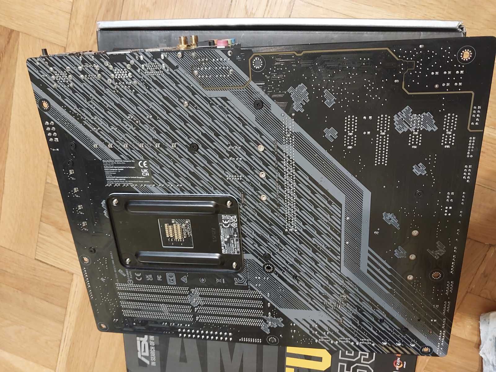 AMD Ryzen 7 5800X + Asus TUF B550-Plus Wi-Fi, AM4