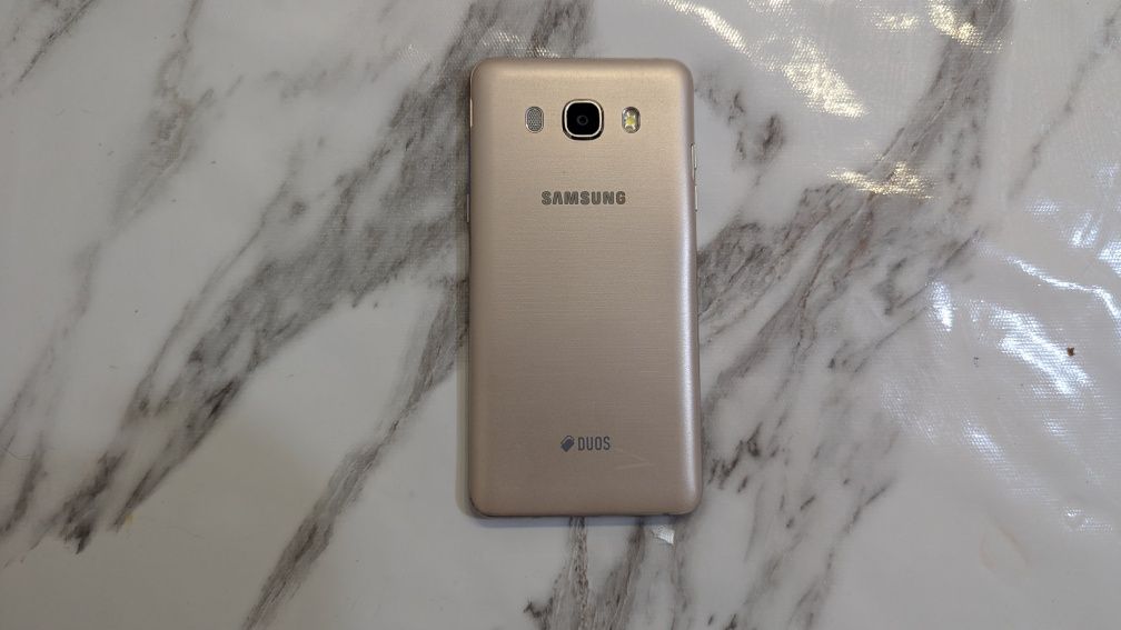 Смартфоны Samsung, iPhone на запчасти