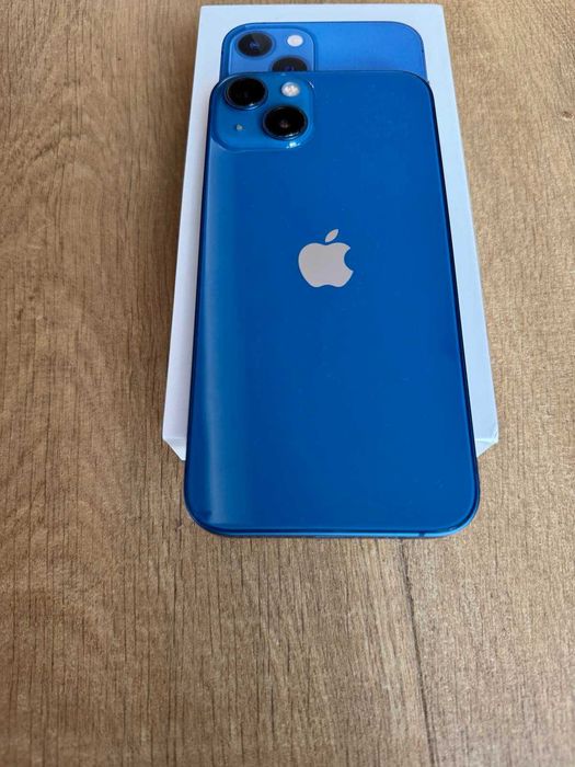 iPhone 13 blue 128 GB в отлично състояние