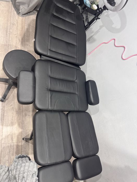 Продам кушетку ( педикюрное кресло) и стул