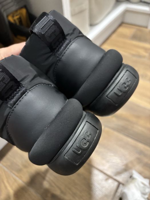 Дамски апрески UGG