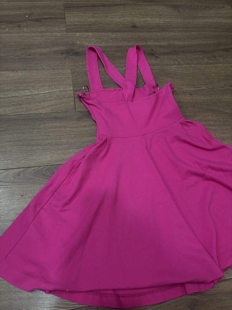 Маркови рокли zara