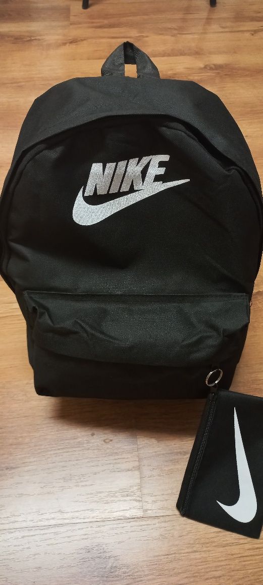 Нови раници на nike и Адидас